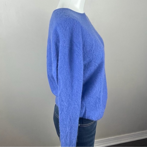 Alexa Grace L Chic Blue Crew Neck Cashmere Cozy Classic Sweater - Picture 3 of 8